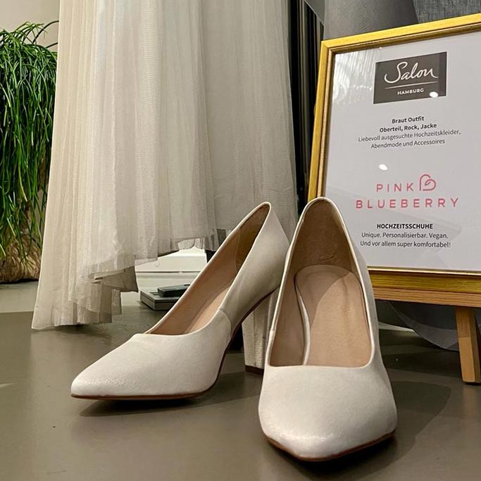 Bild vom Tendenzen Goldschmiede Lookbook Hochzeiten 2022