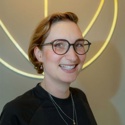Julia Baier